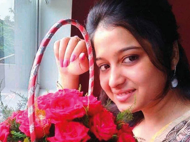 1.2119243-1834746039