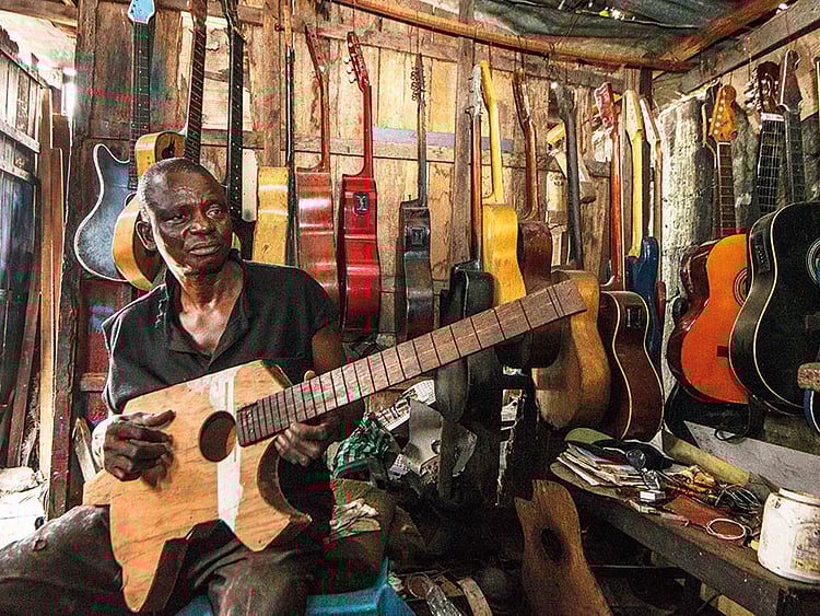 1.2120233-1523705631