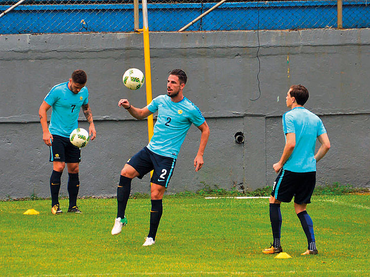 1.2120606-1918718913