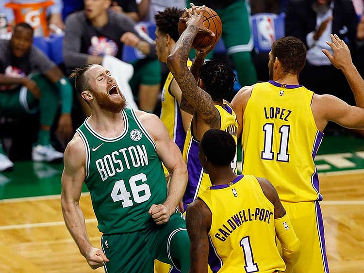 1.2121568-2334256797