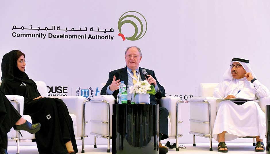 1.2138424-3647581120