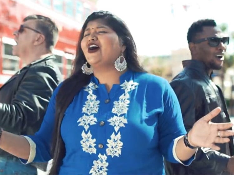 1.2138596-3834054413