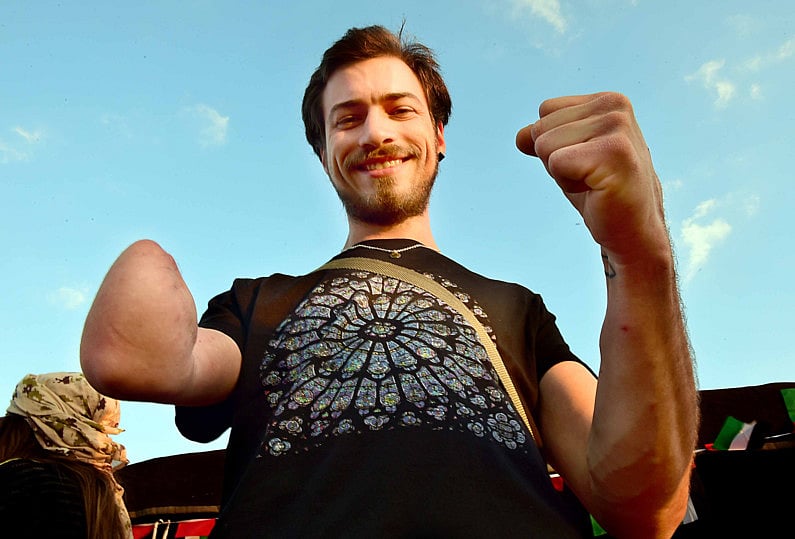 1.2140253-2851483203