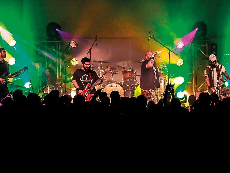 1.2142831-3887455909