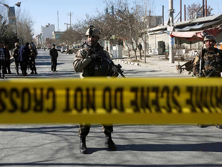 1.2148328-3099450614