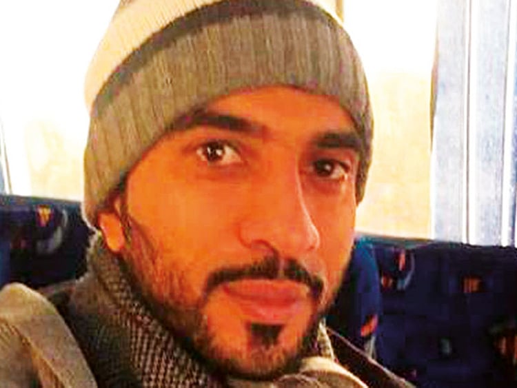 1.2149384-3583901952