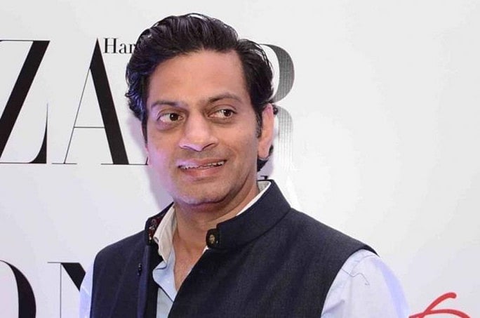 1.2149569-1020189369