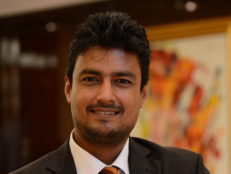 1.2136276-4288671846