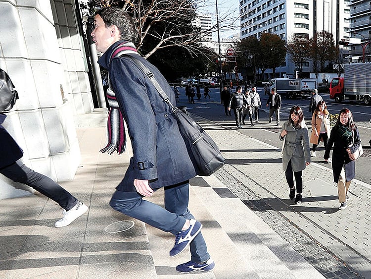 1.2136361-3120847084