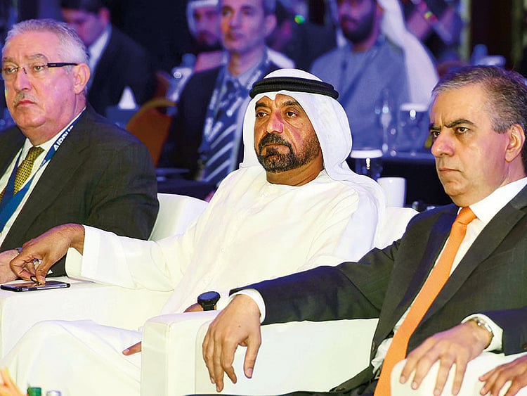 1.2136668-2952555190