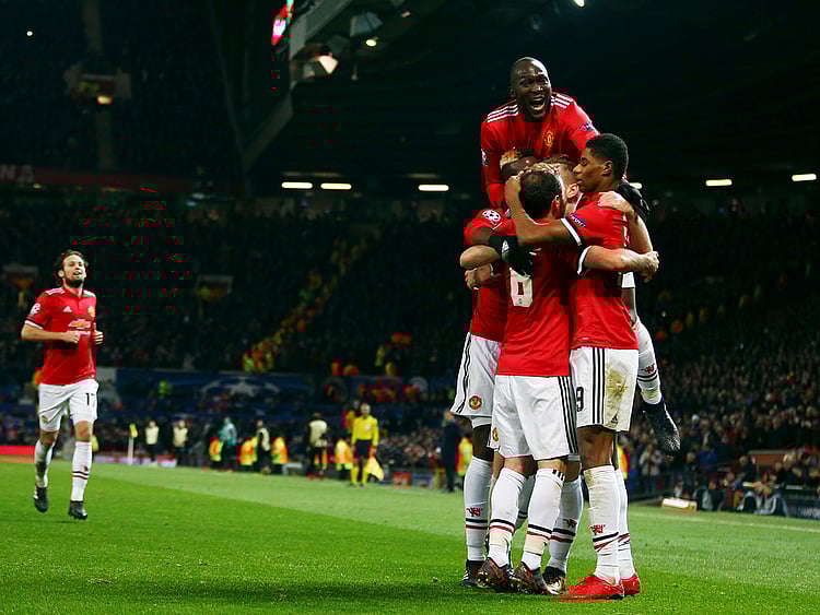 1.2136040-2097637286