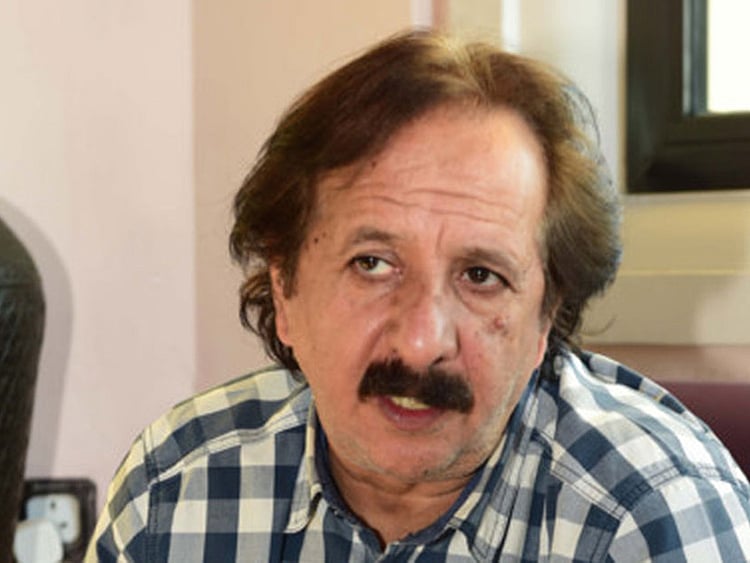 1.2137250-1129446683