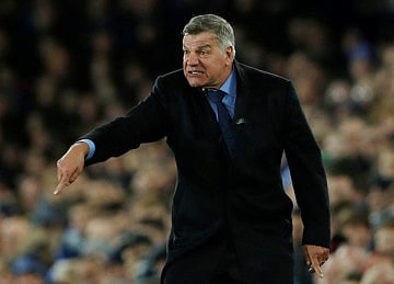 1.2137411-4003490170