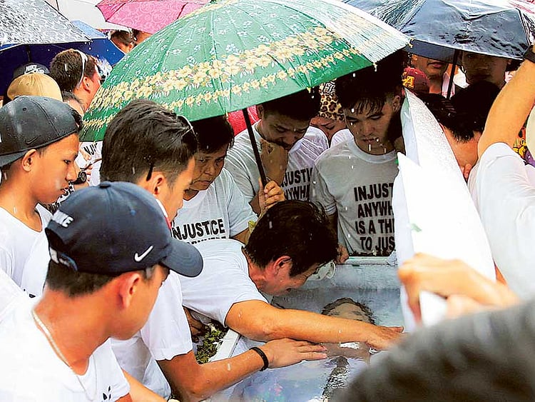 1.1977673-2300425416