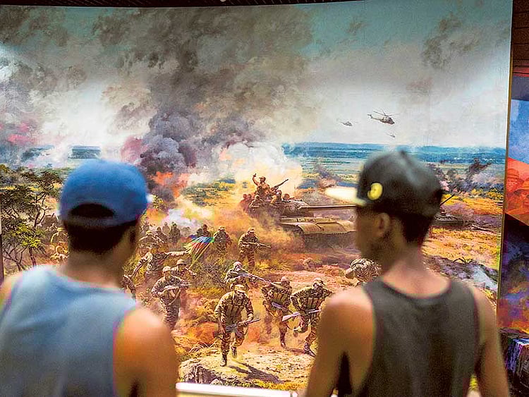 1.1980123-1943713613