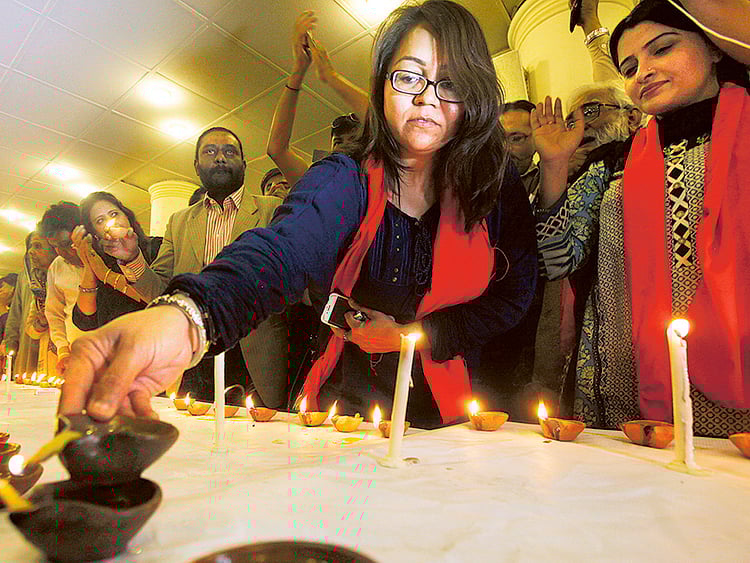 1.1981003-4025529506