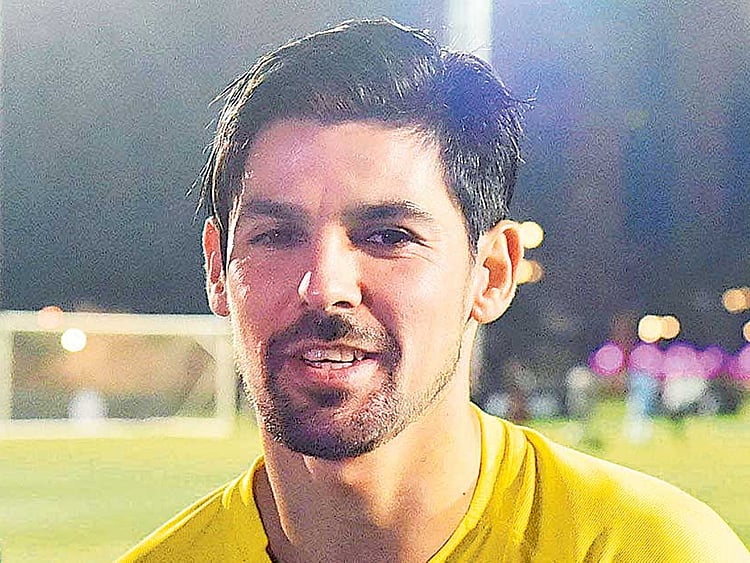 1.1983338-2218732471