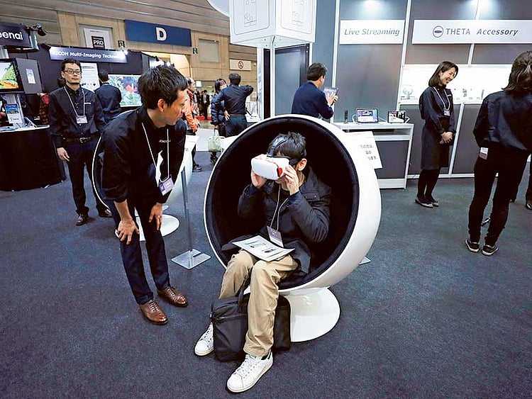 1.1982787-3196780463