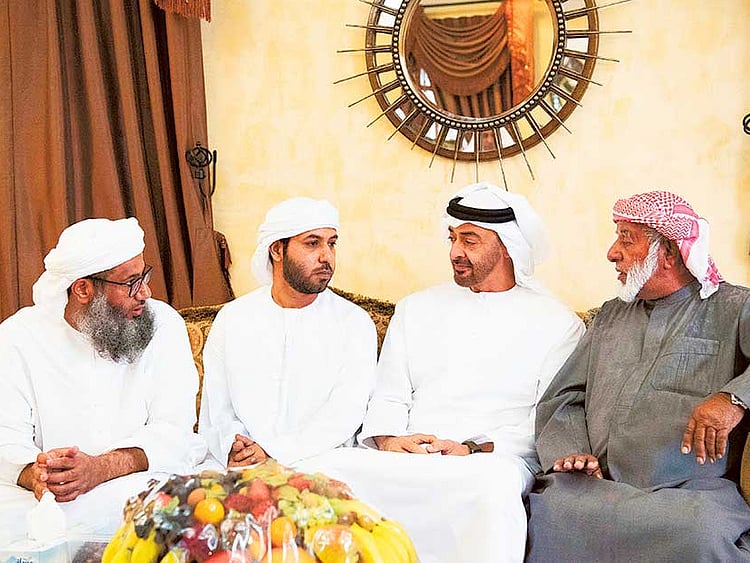 1.1984146-1000954778