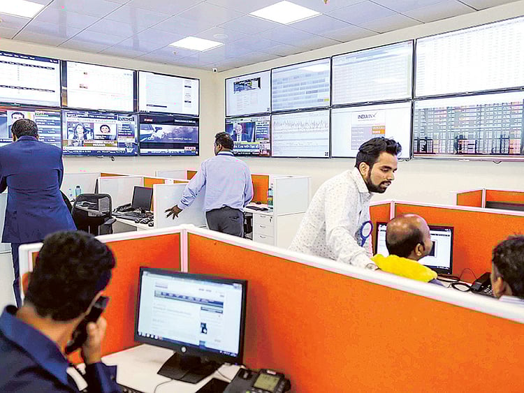 1.1985722-2005716976