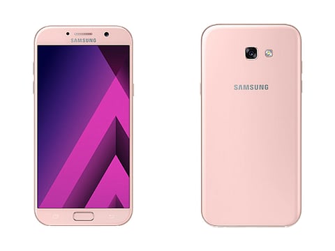 A7: Samsung’s mid-range phone with a premium feel