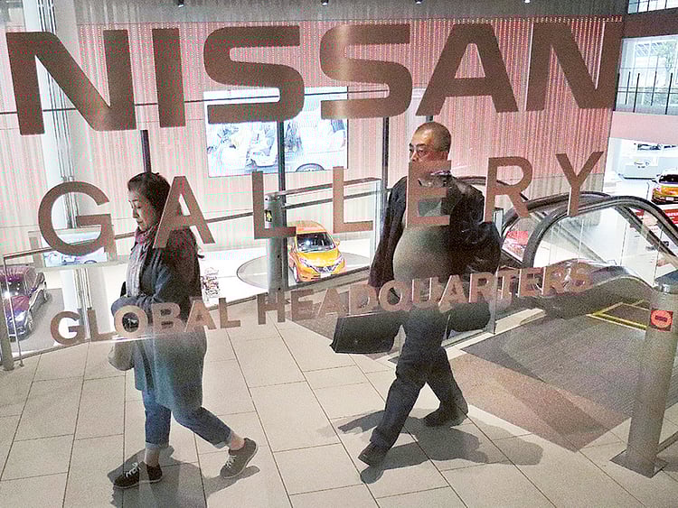 1.1975842-4281265345