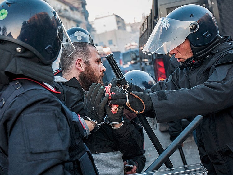 1.1992833-2726836402