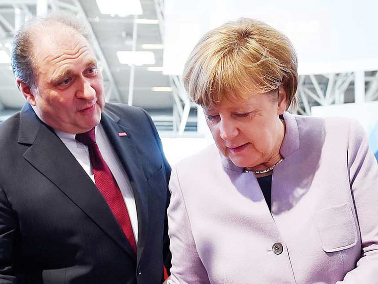 1.1993310-1260172028