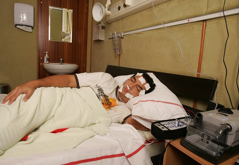 1.1995100-3648037628