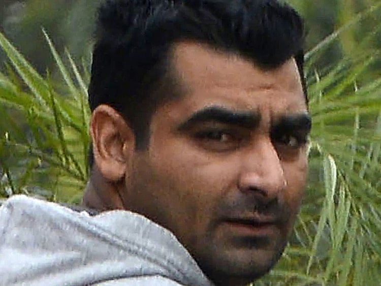 1.1995808-3261132057