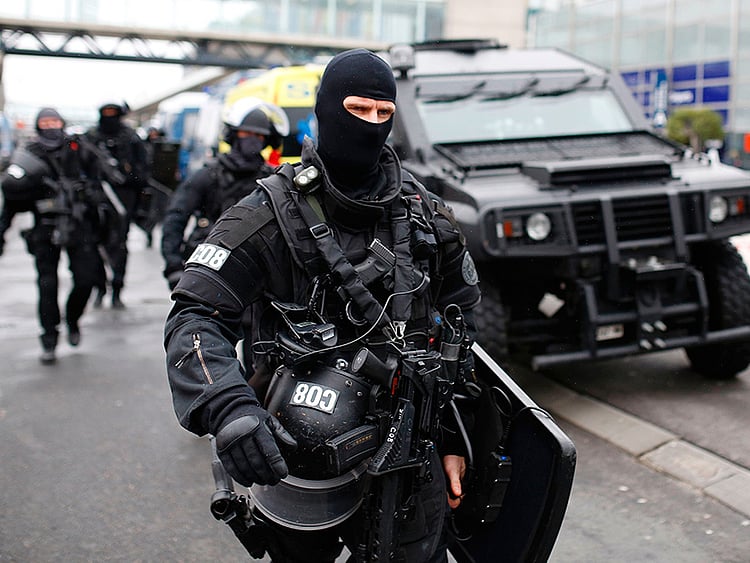 1.1996226-3506363345