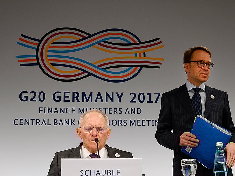 1.1996564-4048628604