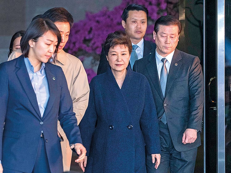 1.1998320-2816411784