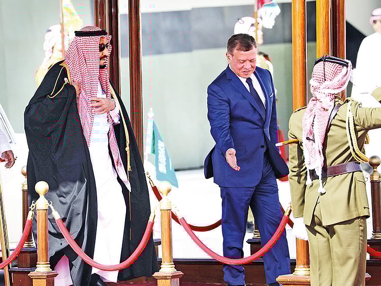 1.2001605-3367471114