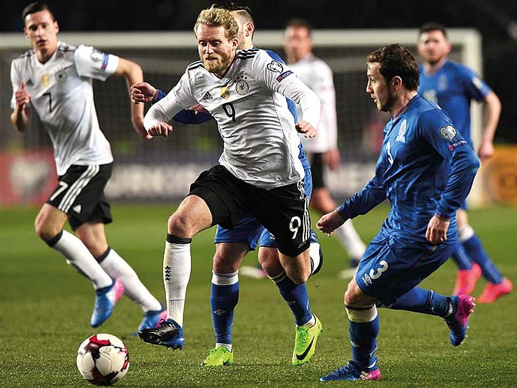 1.2002551-3709335459