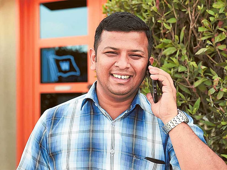 1.1989396-3433428282