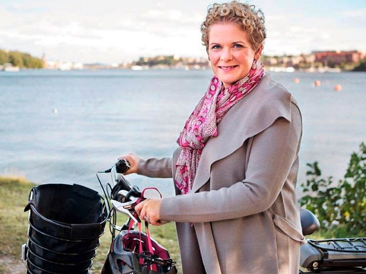 1.1989257-2039484159