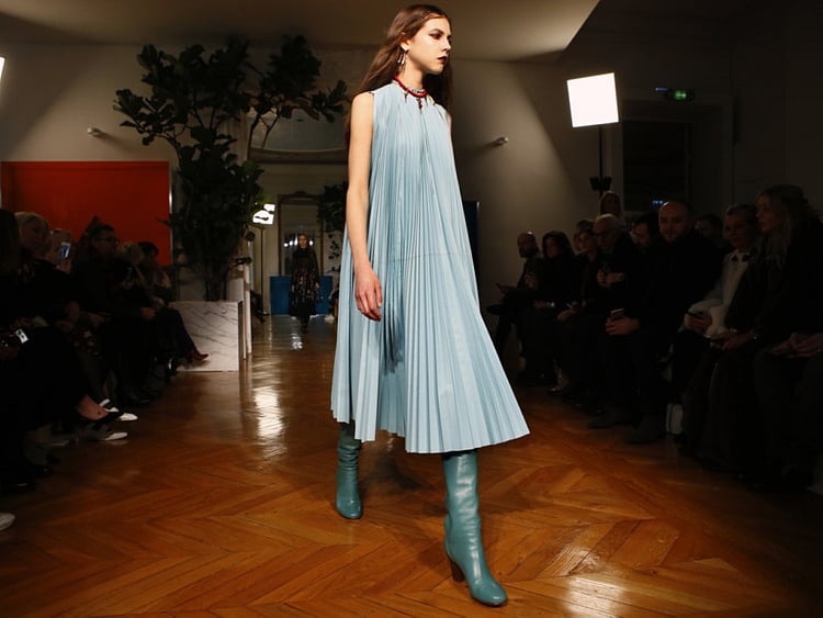 1.1989025-1512431771