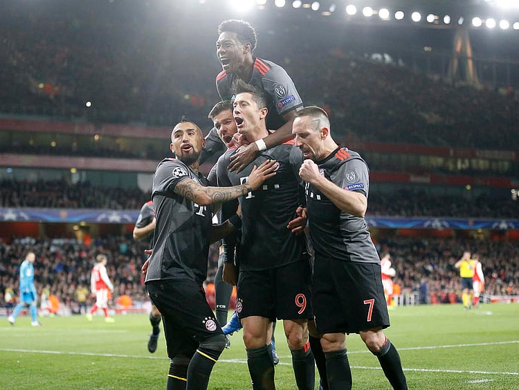 1.1990085-2394799669