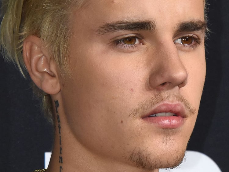 1.1990933-1258032853