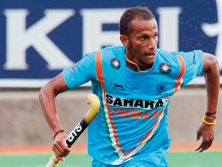 1.2003943-2830598021