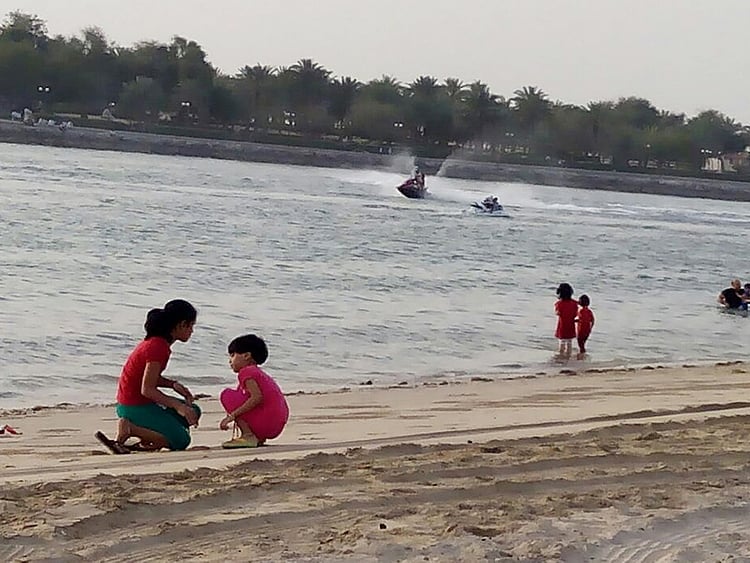 1.2008558-3053451464