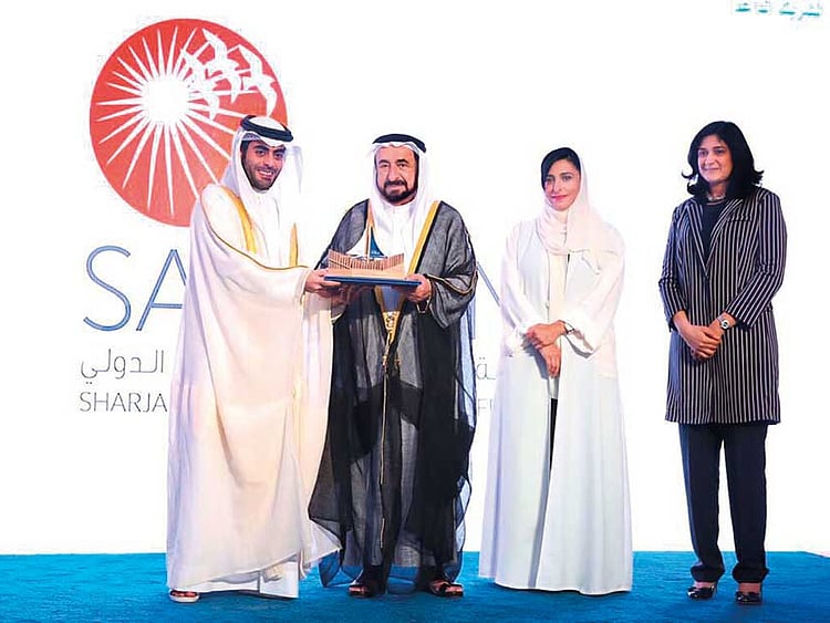 1.2011190-2273398533