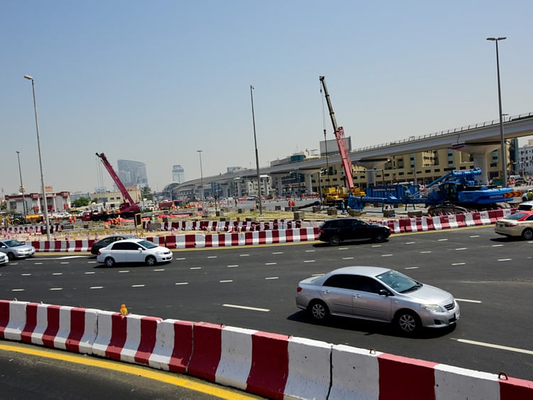 1.2012372-2669015632