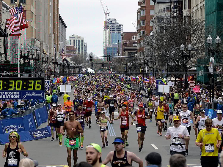 1.2013772-2841575248