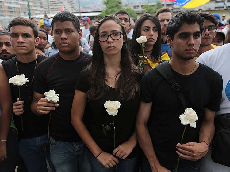 1.2015845-2810472215