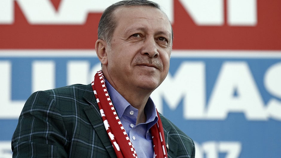 1.2016470-2646851074