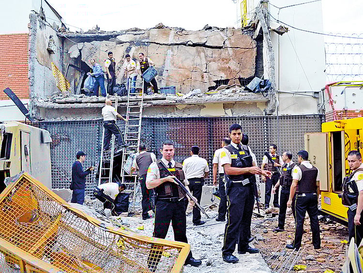 1.2016856-2923470187