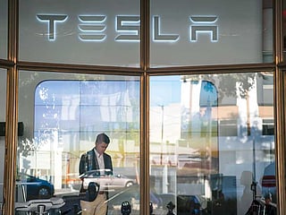 Tesla’s stock decline after Musk sheds $5 billion in shares