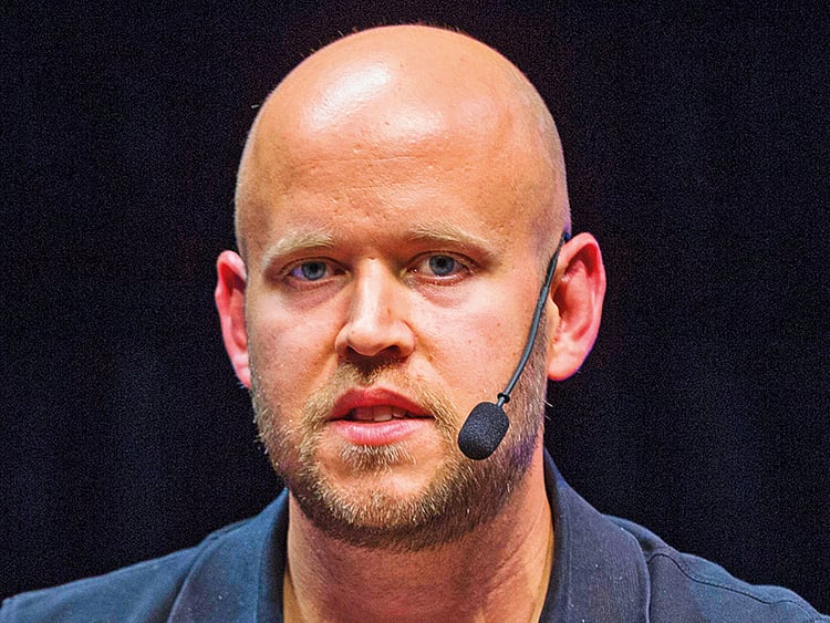 1.2006256-2805678763